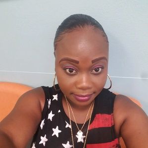 Meet your Posher, Shericka